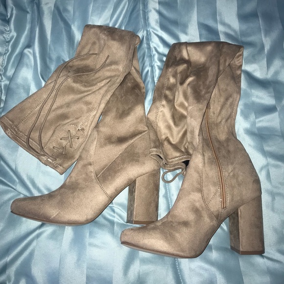 Over the knee boots - Picture 1 of 5